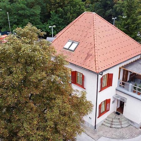 Triglav Apartment House Kranj Exteriér fotografie