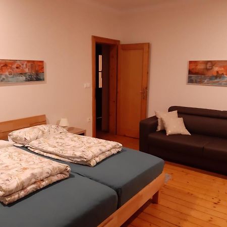 Triglav Apartment House Kranj Exteriér fotografie